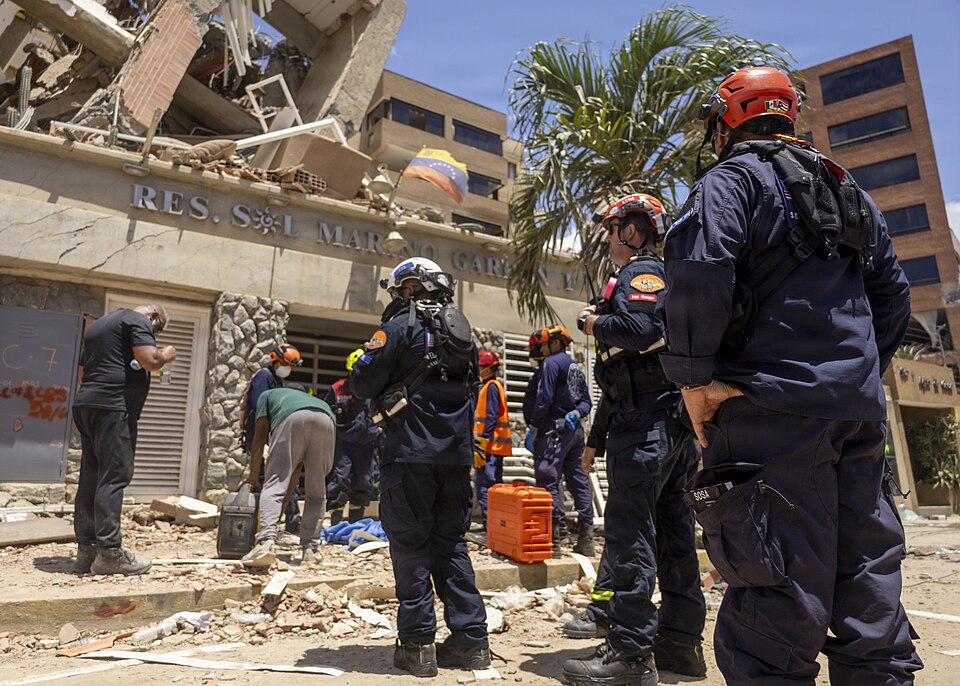 Earthquakes Shatter Venezuela as Foreign Powers Circle Its Oil